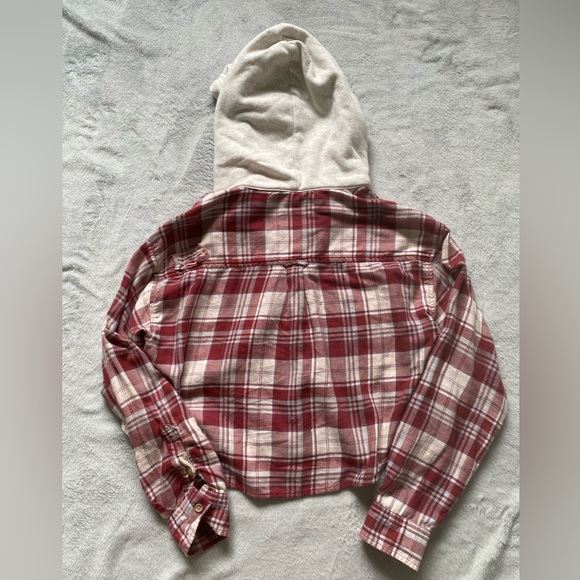 Cropped Plaid Hoodie - Picture 3 of 3